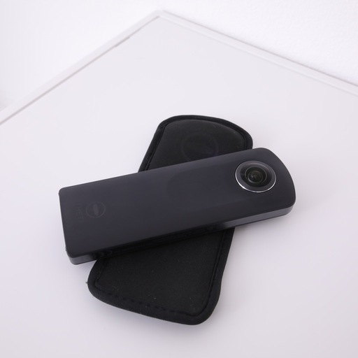 動作確認済 RICOH THETA S 360度 ウェアラブルカメラ ブラック 名機