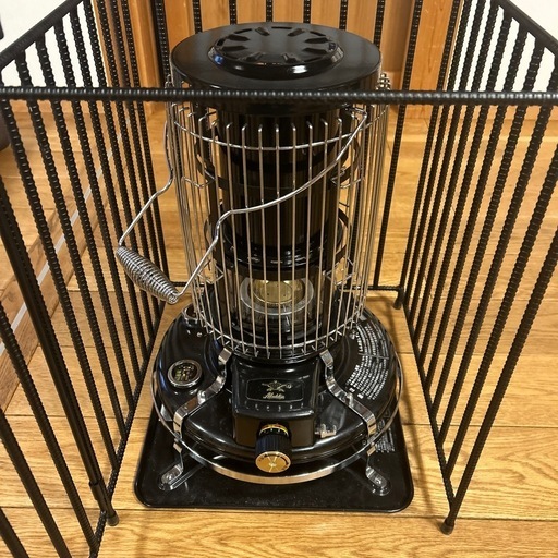 アラジンストーブ　カバー袋付　2016年製 アラジンストーブ カバー袋付 2016年製 アラジンストーブ ガードつき！