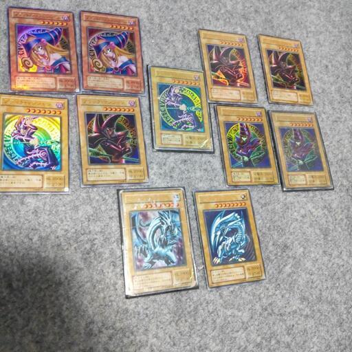 遊戯王カード まとめ売り 4000枚弱 引退品 デッキ作成用 転売OK 遊戯王