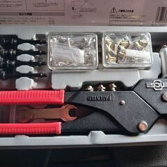 除雪車（除雪機）用タイヤショベルアタッチメント、スノーブレード