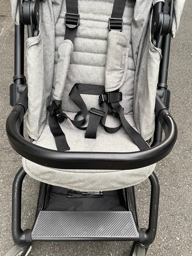 値下げ‼️【12/23まで】ベビーカー　サイベックス　イージーSツイスト　グレー　京急線京急川崎〜品川間どこでも 12/23まで】ベビーカー サイベックス イージーSツイスト グレー 京急線