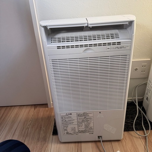 ☆ジモティ割あり☆ SHARP 空気清浄機 KC-J50-W 22年製 動作確認