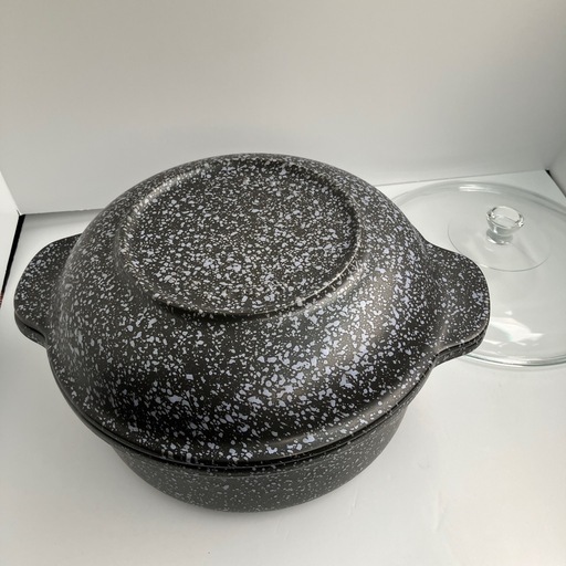 土鍋　蓋が鍋にもなるので万能土鍋