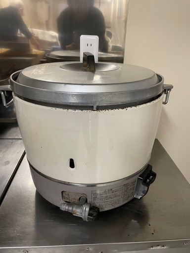 ◇リンナイ業務用ガス炊飯器4升/8L型式：RR-40S1 プロパンガス RR-