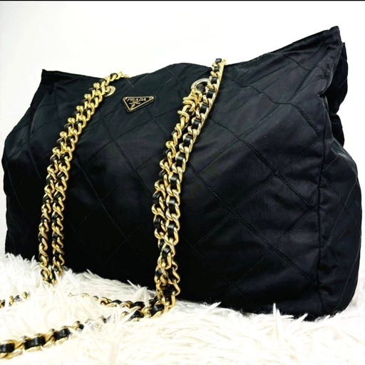 PRADA チェーン ナイロン ショルダーバッグ PRADAチェーンショルダー