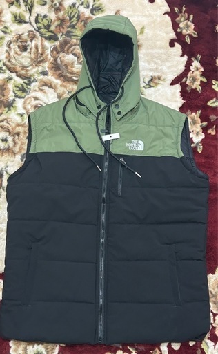 THE NORTH FACE フード付きダウンベスト