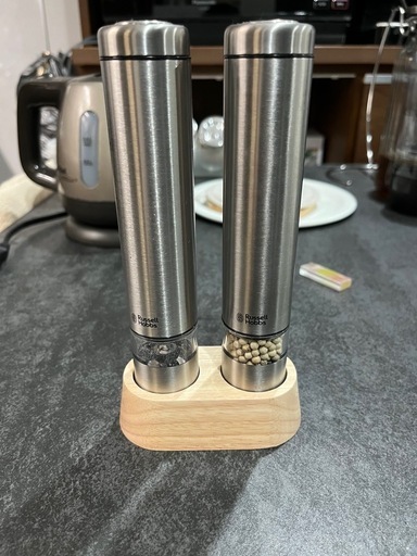 ラッセルホブス(Russell Hobbs) 電動ミル　ほぼ新品