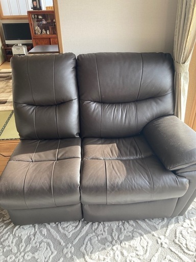 ニトリのリクライニングソファー ニトリ - ニトリリクライニング 本革