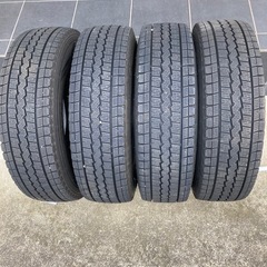 YOKOHAMA215/80/15 バリ山スタッドレス ガレージ保管