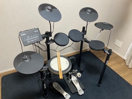 電子ドラム　YAMAHA  DTX