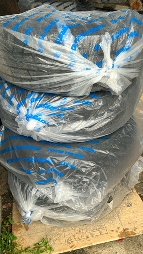 80ハリアー 17インチスタッドレスタイヤ 4本 トヨタ 80系 ハリアー純正