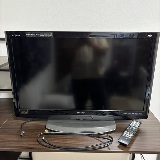 美品シャープ液晶テレビ32型（DVD⁄ブルーレイ内蔵型） LC-32DR9-B｜