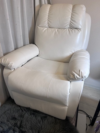 シフォンジュニア電動白　シフォンjrリクライニングソファホワイト シフォンジュニア電動白 シフォンjrリクライニングソファホワイト