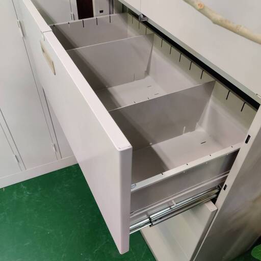 【愛品倶楽部柏店】イナバ (Inaba) 観音開きキャビネット＆3段ラテラル書庫 鍵付 愛品倶楽部柏店】イナバ (Inaba) 観音開きキャビネット＆3段ラテラル