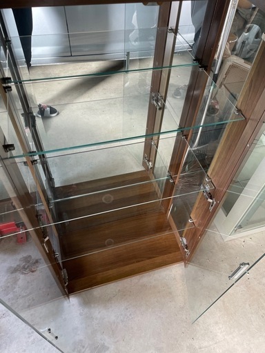 マルニ】地中海シリーズ 照明付 飾り棚 ガラスキャビネット ハイボード