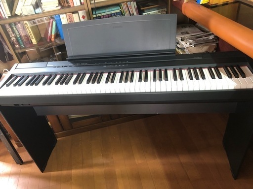 【急ぎ 静岡市内 引取のみ1万円 】 YAMAHA デジタルピアノ（電子ピアノ） P-105 と専用台（純正スタンド） L-85 セット ブラック 88鍵（フル鍵盤）