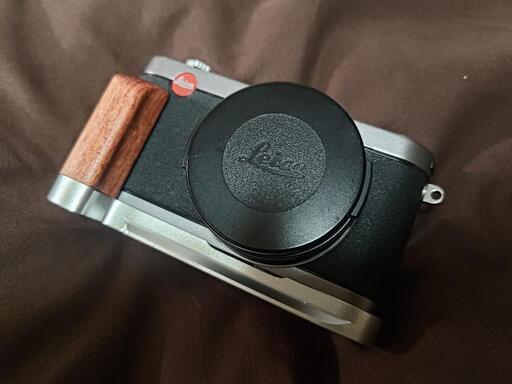 ハイエンドコンデジ Leica X1 ライカ オートレンズキャップ 木製