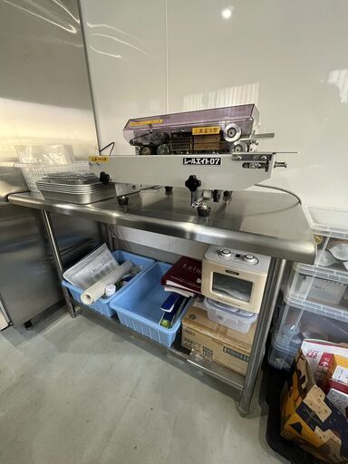 【中古】業務用　ステンレス　作業台　1200×600(ｍｍ)