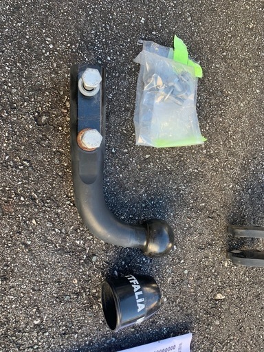 希少 VW パサート B7 ヒッチメンバー VW ヒッチメンバー