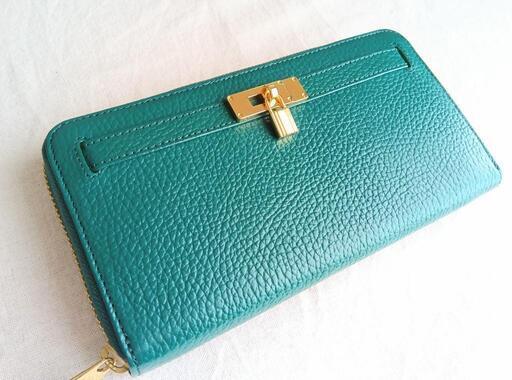 未使用★箱・保存袋付き★傳濱野　モーナウォレット　ミスティスノー　限定 未使用☆箱・保存袋付き☆傳濱野 モーナウォレット ミスティスノー