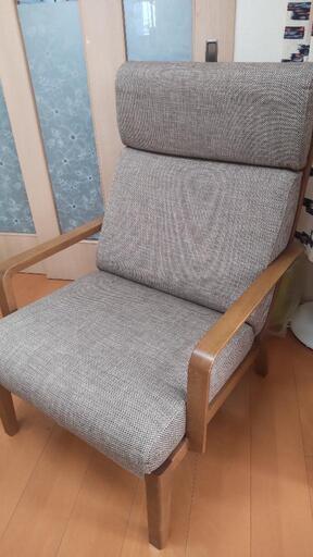 超美品　カリモク一人掛けソファ