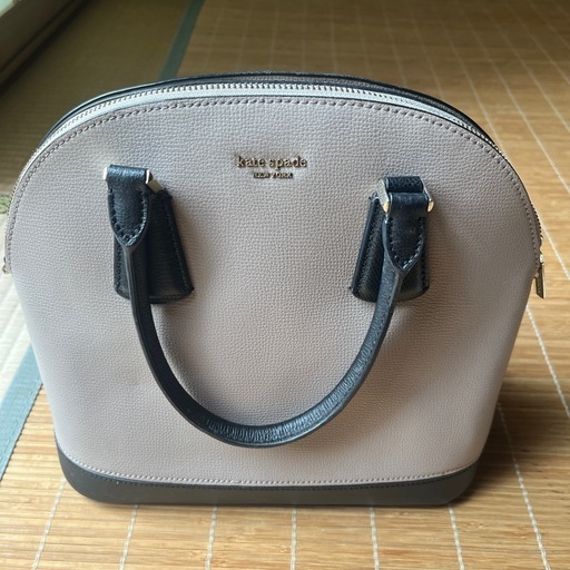 お値下げしました！kate spade ショルダーバッグ 水色 レザー 可愛らしく