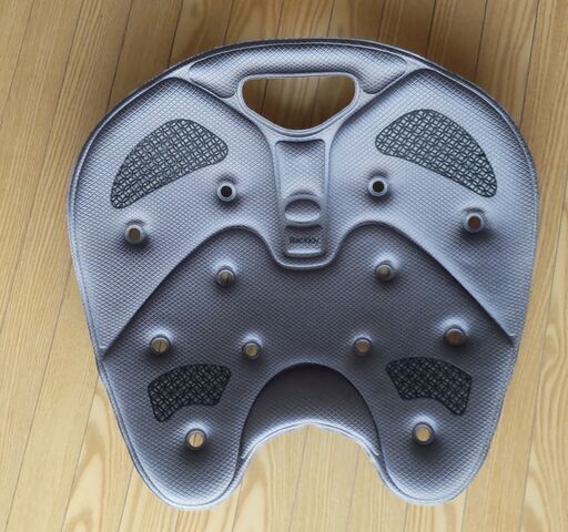【正規品保証／美品】 BACKJOY　バックジョイ　メディコアリリーフ PRO レギュラーサイズ