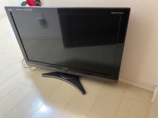 テレビ　TV SHARP 32型