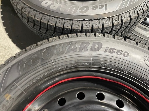 ほぼ新品145/80R13スタッドレスタイヤ4本セット、ヨコハマ
