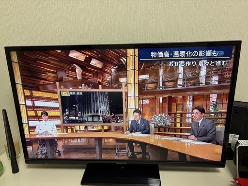 Panasonic　32インチ　テレビ　2016年製