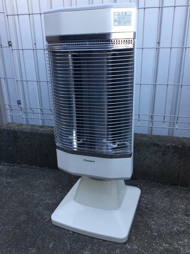 タイマー機能使えません。ダイキン 遠赤外線暖房機 (電気ヒーター) セラムヒート ERFT11KS 家庭用 1.1kw スリム\u0026ワイド