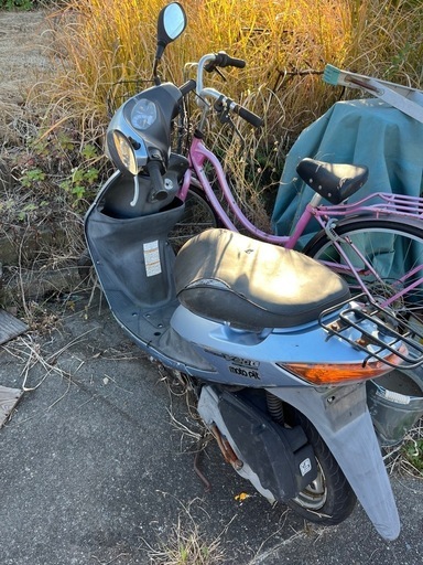 スズキアドレスv50 不動車 女性ライダーの足つきチェック]ADDRESS V50 