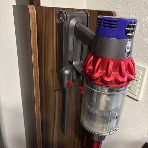 ダイソン サイクロンV10 スタンド、アタッチメント付き