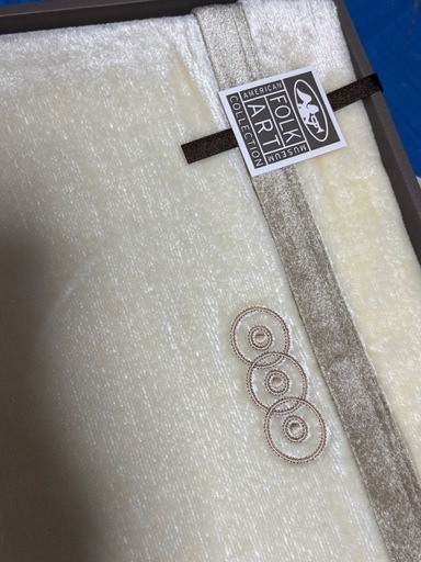 新品シルク敷毛布