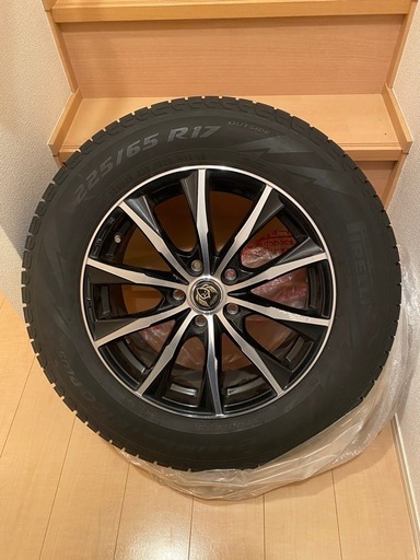 ピレリ スタッドレスタイヤ 225/65R17 ４本 ホイール付き ピレリ製 スタッドレスタイヤ 225/65/r17 4本セット