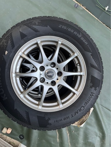 16インチスタッドレスタイヤ ホイールセット2023年製 205/50R16 16インチスタッドレスタイヤ ホイールセット2023年製 205/50R16