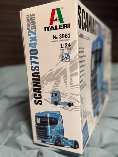 イタレリ 1スカニアS7704×2ノーマルルーフ イタレリ スカニア R730