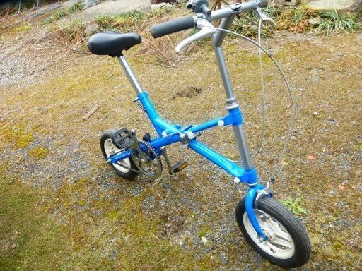 ブリヂストンサイクル名車紹介：ワンタッチで折りたためるX形状の
