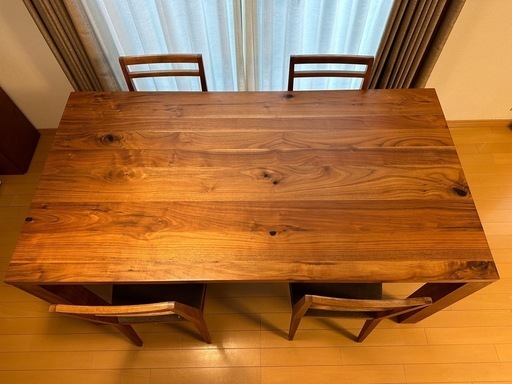 アクタス FB ダイニングテーブル ウォールナット 定価約10.6万 ACTUS(アクタス)で取り扱われているFB ウォールナット材 ダイニング