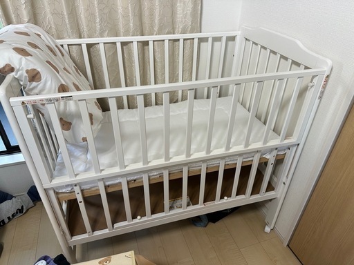 IKEA イケア ベビーベッド SUNDVIK スンドヴィーク グレーブラウン