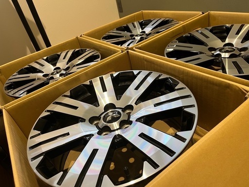 18インチホイール/デリカ後期取外品/美品 新車外し デリカD5 純正 アルミ