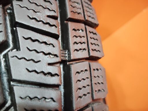 DUNLOP WINTER MAXX SV01 195/80R15 107/105L LT 15インチ 