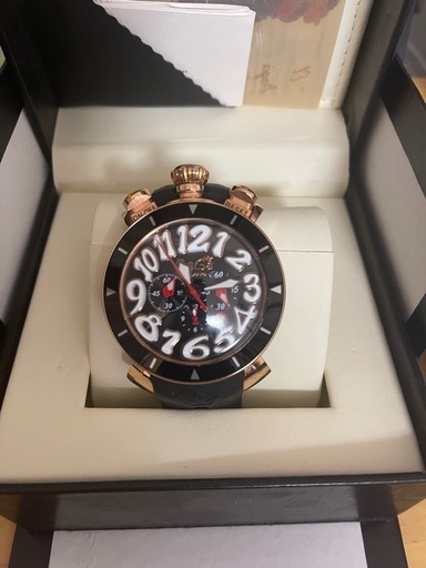 腕時計ブラック、電池交換の必要あり BVLGARI ブラックダイヤル 時計