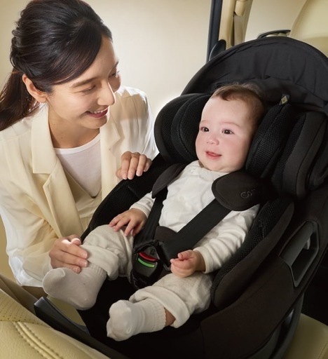 コンビ　チャイルドシート　THE S  ２台（双子優先 ） コンビ チャイルドシート THE S 2台（双子優先 ）