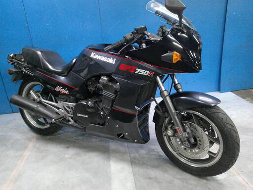 KAWASAKI GPZ750R 黒 格安提供車 エンジン始動動画 半額配送