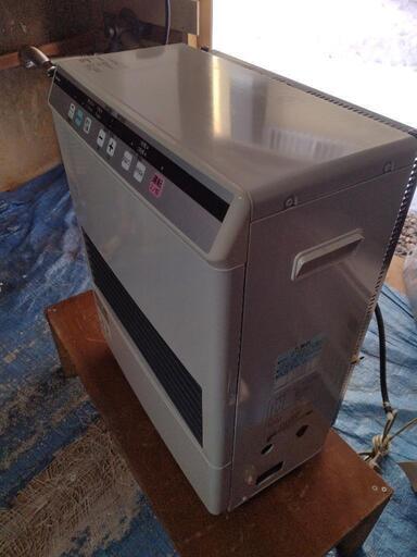 コロナＦＦストーブ❗️ 製品詳細｜FF温風タイプ｜寒冷地用大型ストーブ｜株式会社コロナ