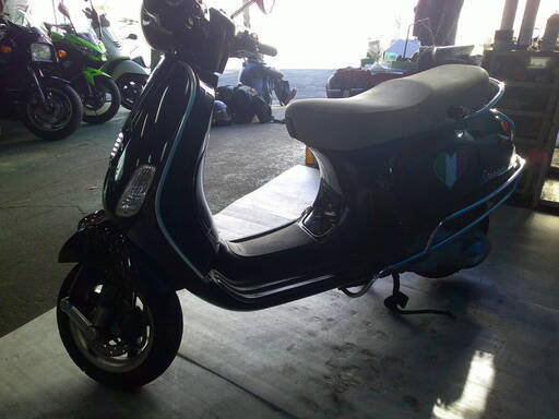 格安ブルータイプ自転車 ベスパ LX125ie-3V 青 格安提供車 エンジン