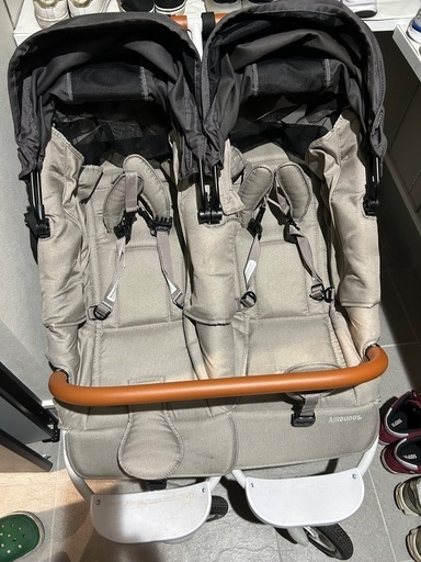 美品 スマイビーTWIN ベビーカー 二人乗り コンパクト 横型 折りたたみ