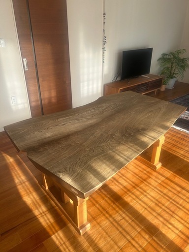 セン（栓） 無垢一枚板・天板（テーブル・カウンター）耳付き板・柾目