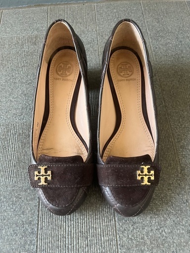 Tory Burch ダークブラウン パンプス 6M(23cm) ◇◇TORY BURCH Tory Burch ダークブラウン パンプス 6M(23cm) ◇◇TORY BURCH